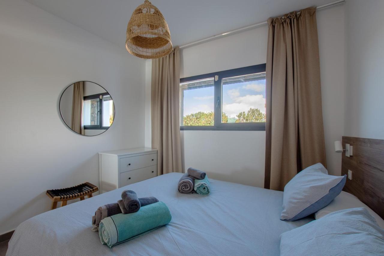 Heated & Shared Pool Villa Matriana 36A, North Shore Villas Lajares Bagian luar foto