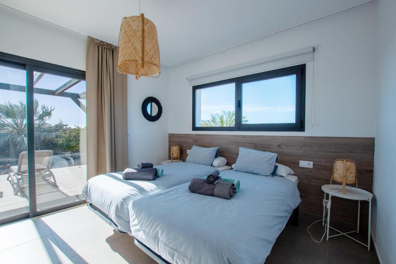 Heated & Shared Pool Villa Matriana 36A, North Shore Villas Lajares Bagian luar foto